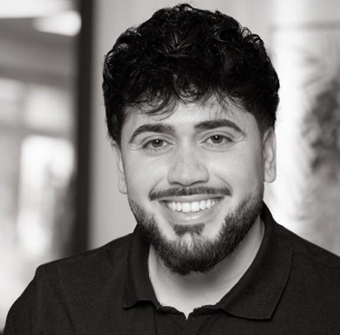 Yazan Labis